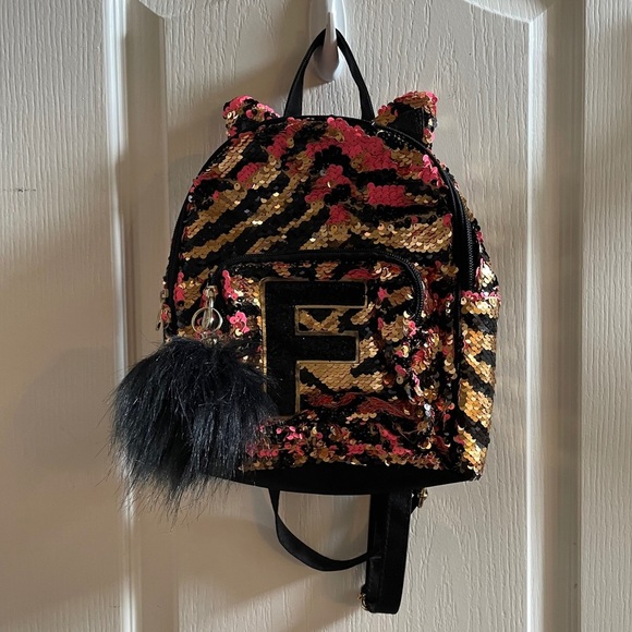 mini justice cat backpack flip sequin “F” Pom - Picture 1 of 7